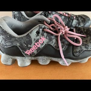 Women’s Reebok tennis shoes. Size 9. Black/Gray camo with pink. EUC.